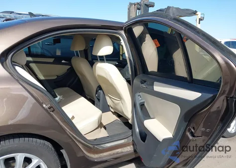 2012 Volkswagen Jetta 2.5L Se z USA, uszkodzony, nr VIN 3VWDP7AJ4CM130133